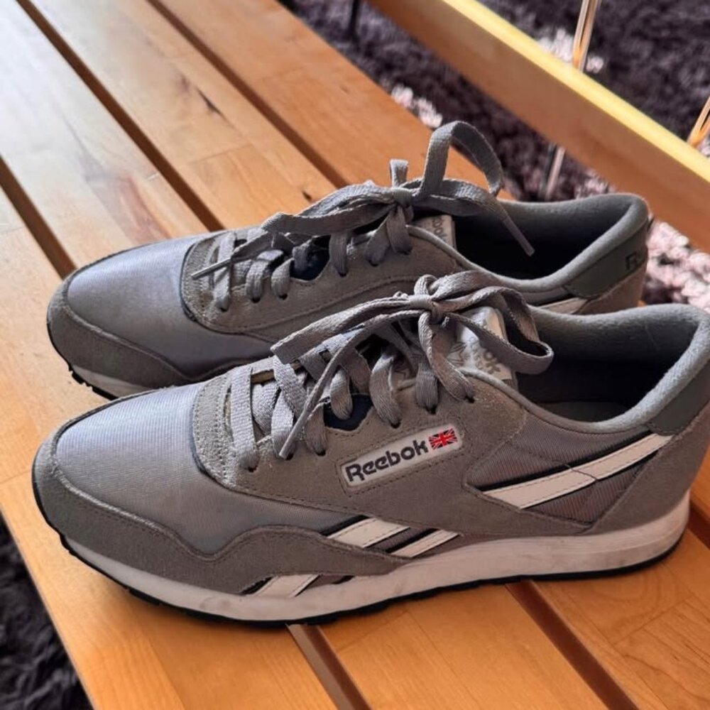 Reebok Classic Retro trainers like new Size 8.5M 10W Grey